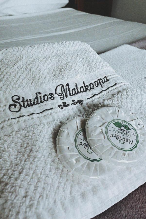 אימביטובה Studios Malakoopa מראה חיצוני תמונה